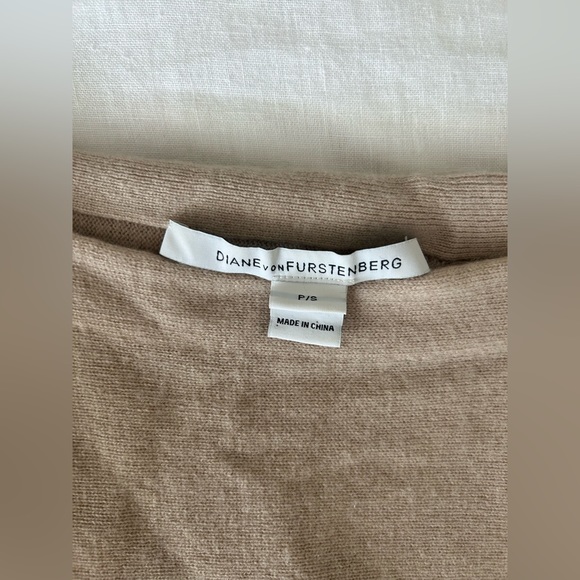 Wool Cashmere Shawl - Picture 1 of 3